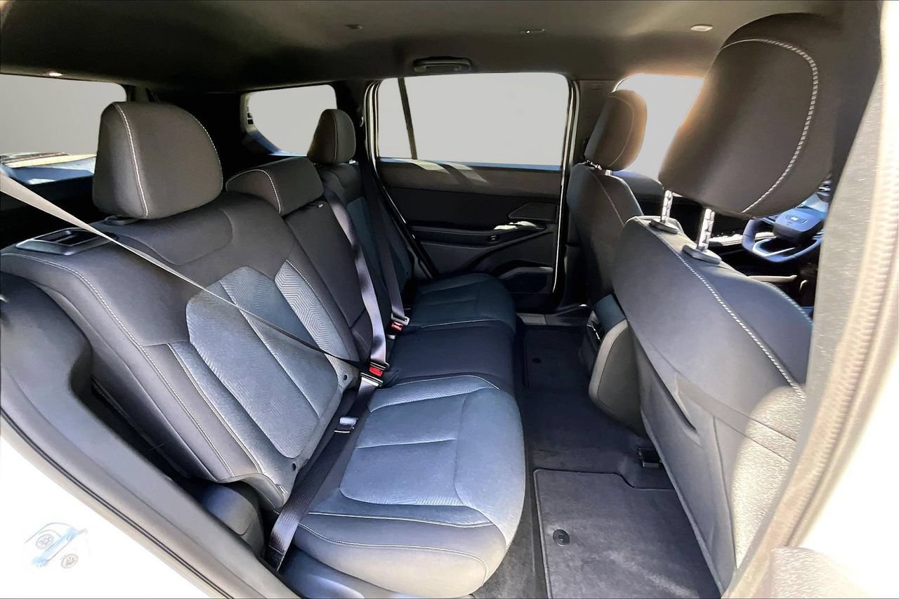 New 2026 Jeep Cherokee Laredo AWD/4WD image 17