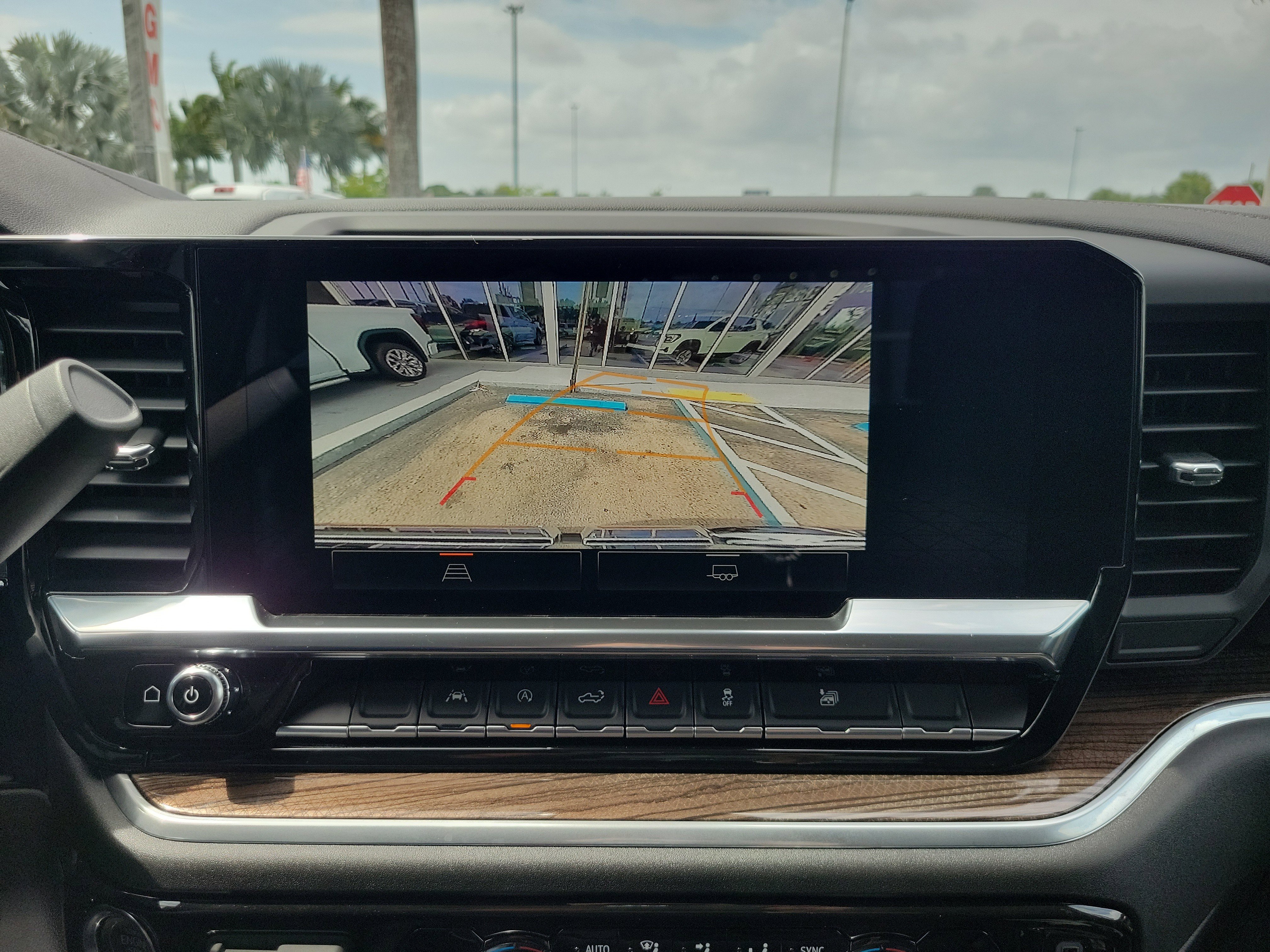 Used 2026 GMC Sierra 1500 Elevation image 11