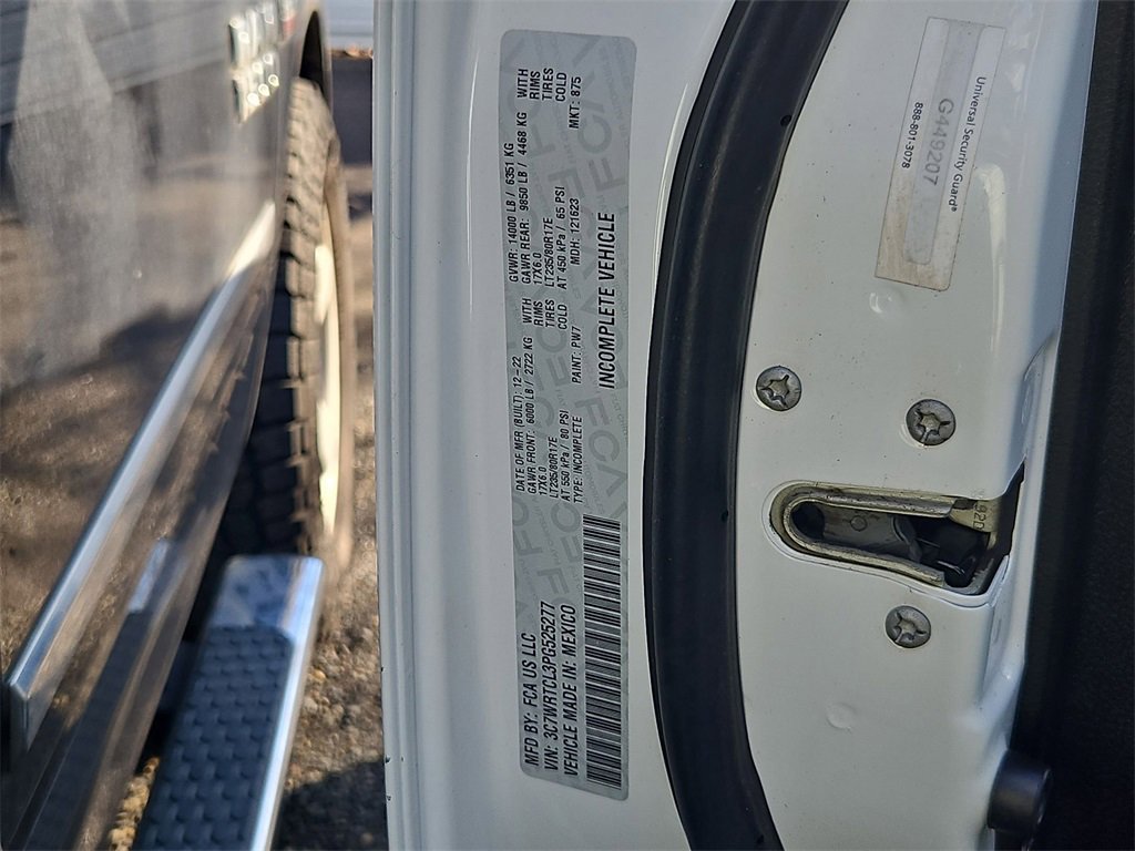 Used 2023 RAM 3500 SLT w/ Quick Order Package 2YG SLT image 27