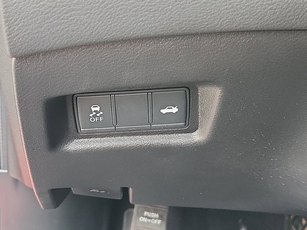 Used 2023 INFINITI Q50 Luxe w/ Cargo Package image 24