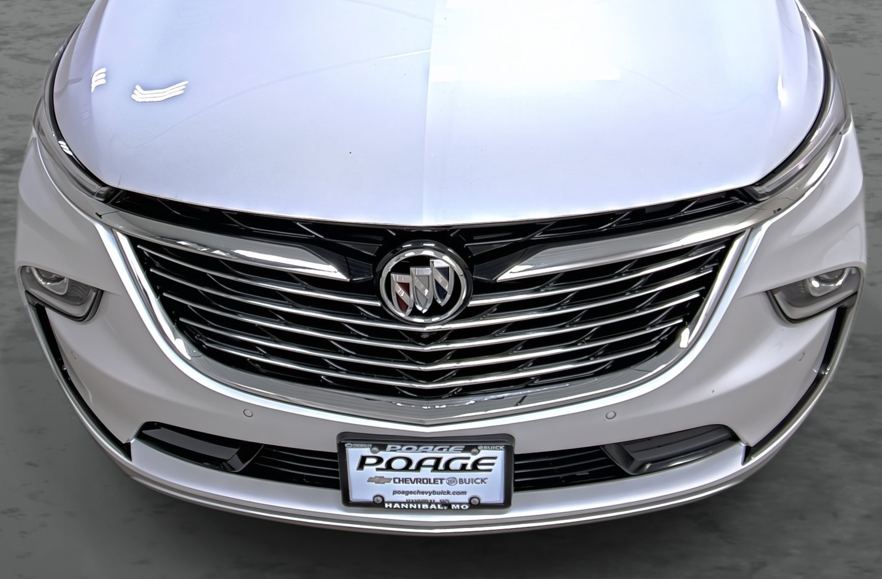 Used 2023 Buick Enclave Essence AWD/4WD image 16