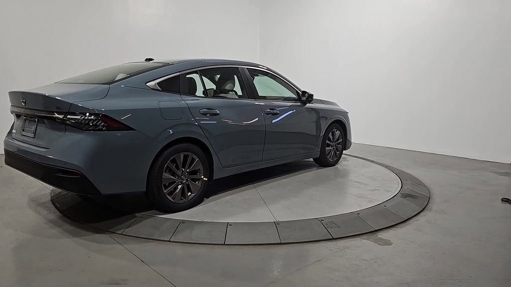 New 2026 Nissan Sentra SL image 5