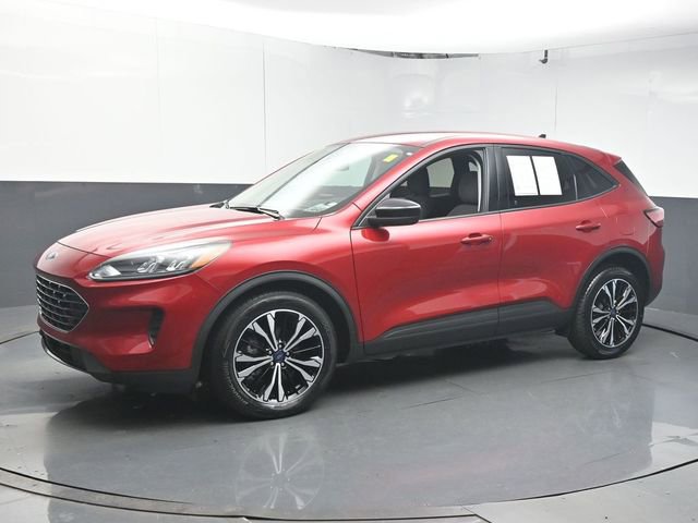 Used 2022 Ford Escape SE w/ SE Sport Appearance Package FWD image 4
