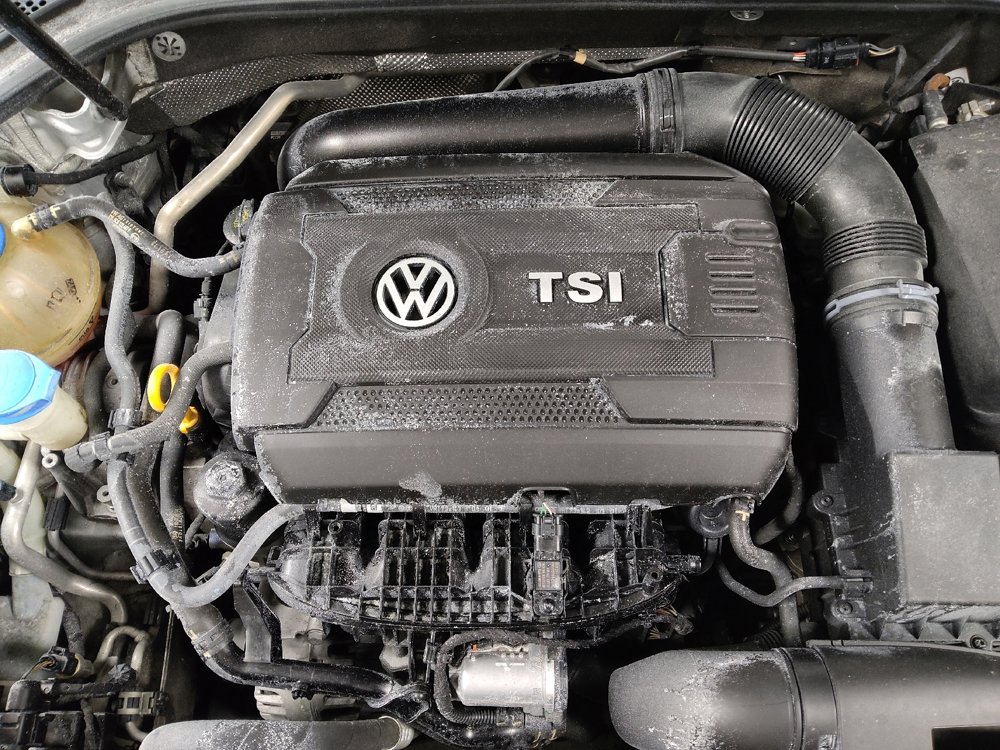 Used 2016 Volkswagen Passat 1.8T S image 30