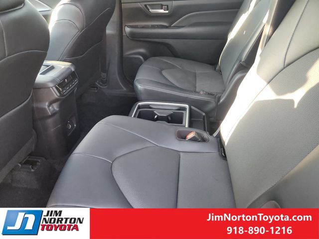 Used 2026 Toyota Grand Highlander FWD image 28