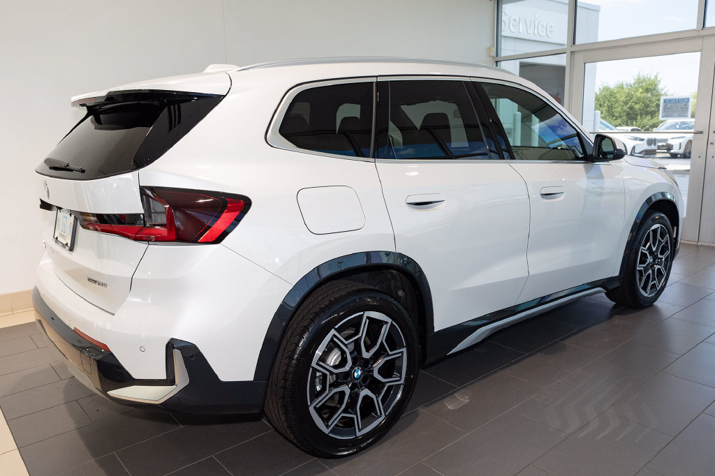 Used 2026 BMW X1 xDrive28i w/ Convenience Package AWD/4WD image 16