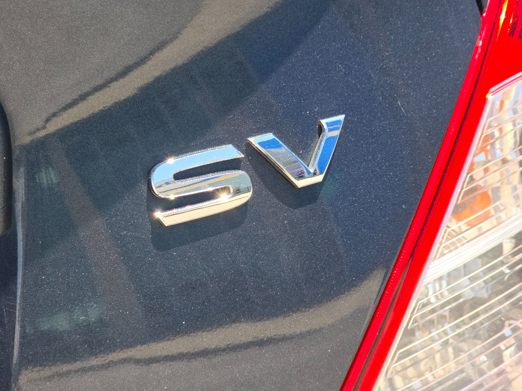 Used 2015 Nissan Versa SV FWD image 12