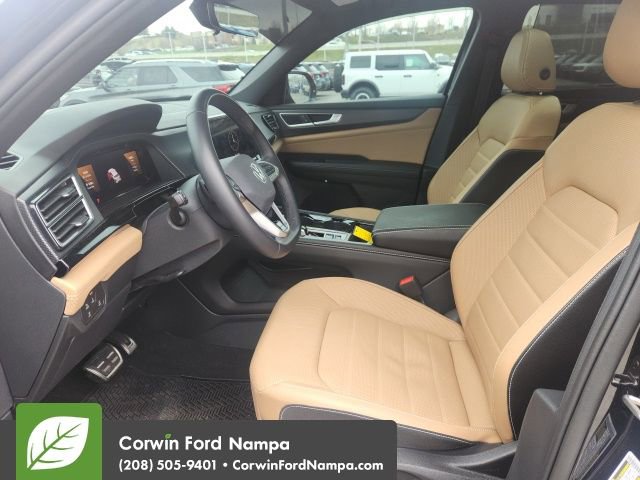 Used 2024 Volkswagen Atlas Cross Sport SEL R-Line image 7