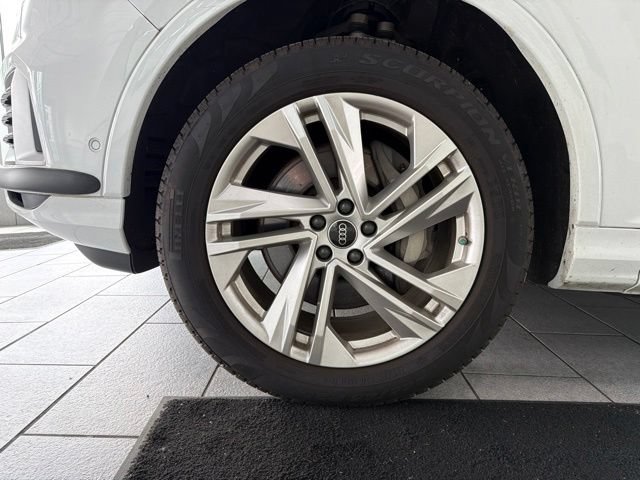 Used 2023 Audi Q7 3.0T Premium w/ Convenience Package AWD/4WD image 8