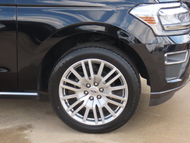 Used 2024 Ford Expedition Max Limited RWD image 7
