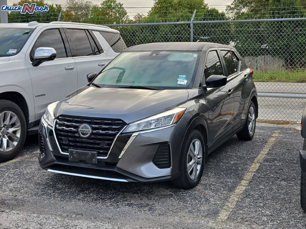 Used 2021 Nissan Kicks S FWD image 3