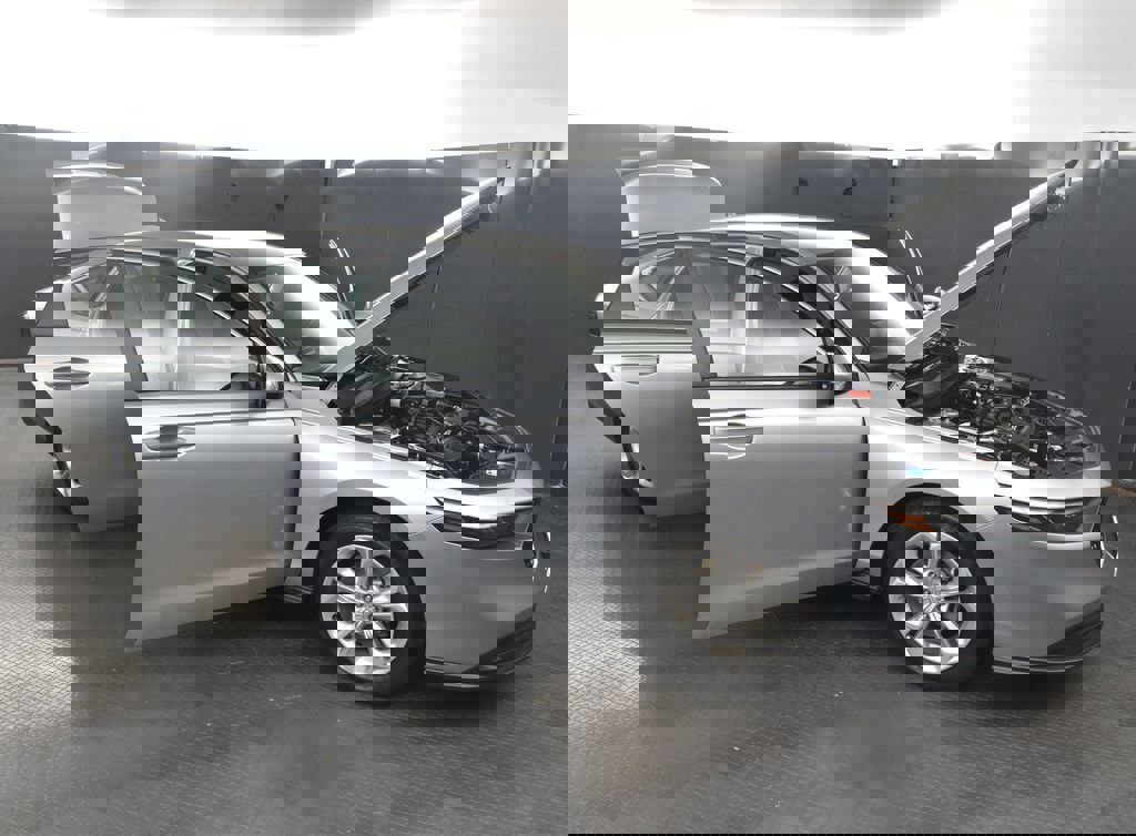 Used 2023 Honda Accord LX image 34