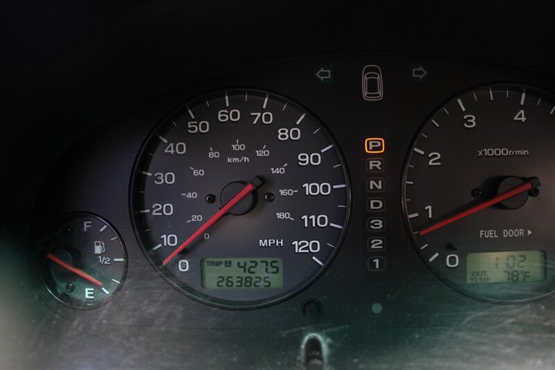 Used 2002 Subaru Outback Wagon AWD/4WD image 7