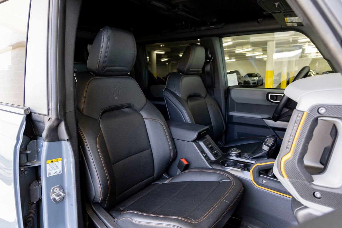 Used 2023 Ford Bronco Badlands image 37