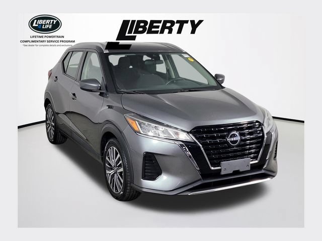 Used 2023 Nissan Kicks SV FWD image 1