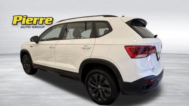 Used 2023 Volkswagen Taos S FWD image 2
