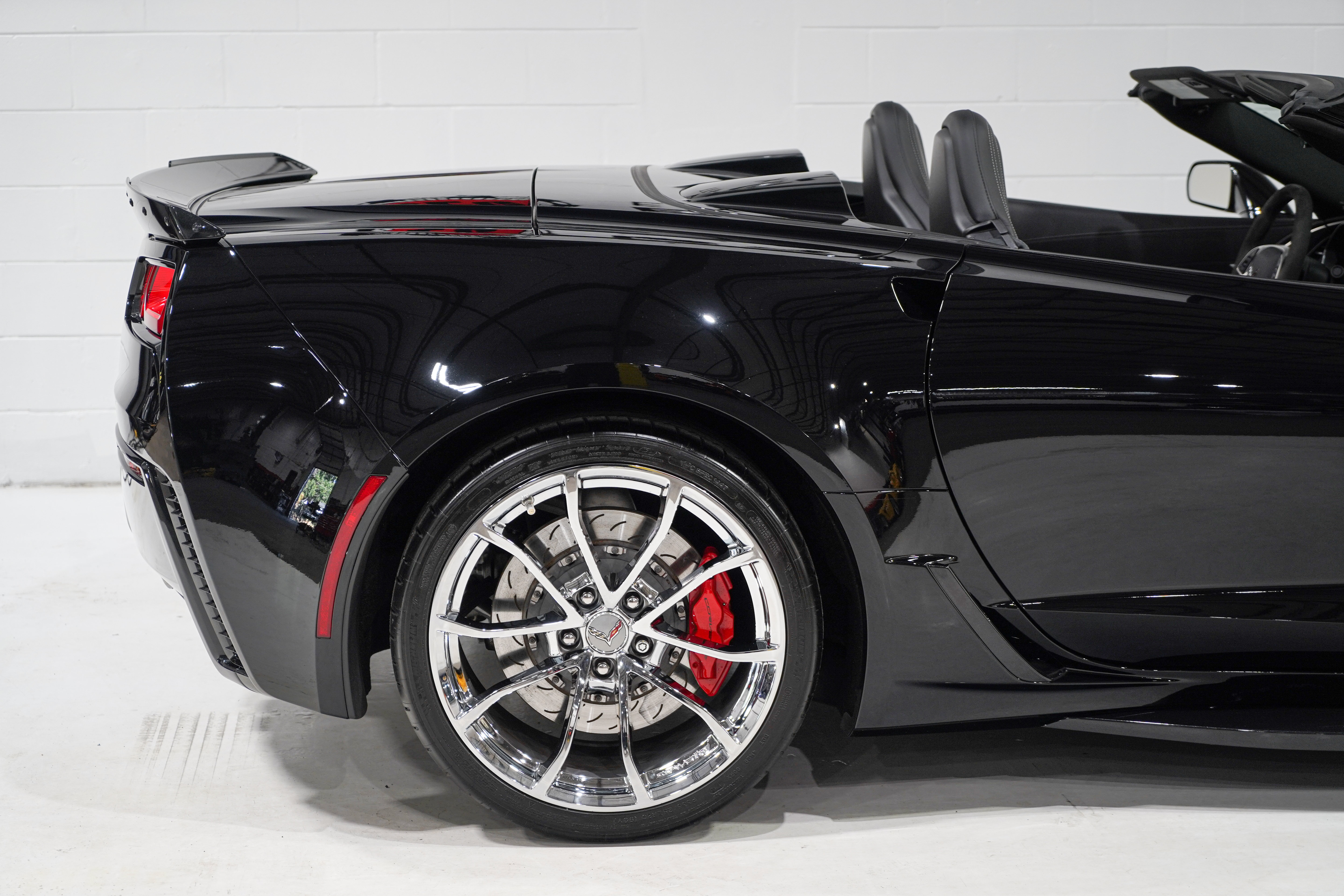 Used 2019 Chevrolet Corvette Grand Sport RWD image 22
