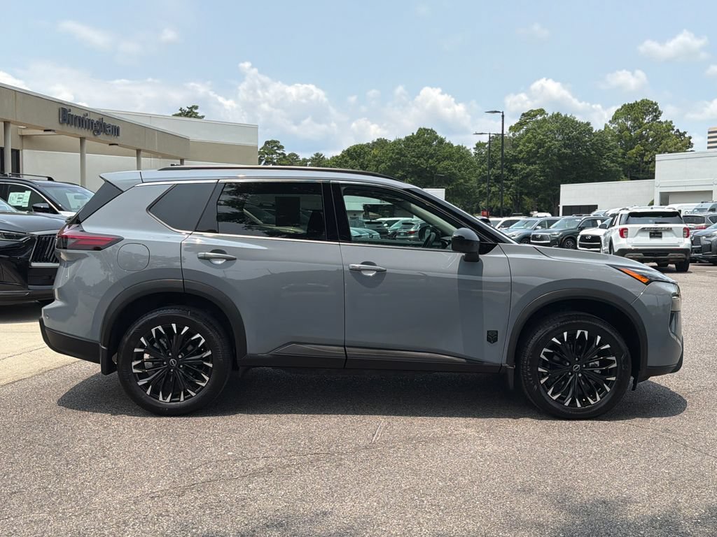 Used 2026 Nissan Rogue Dark Armor FWD image 20