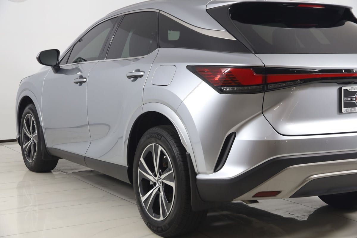 Used 2024 Lexus RX 350 Premium w/ Accessory Package (Z1) AWD/4WD image 25