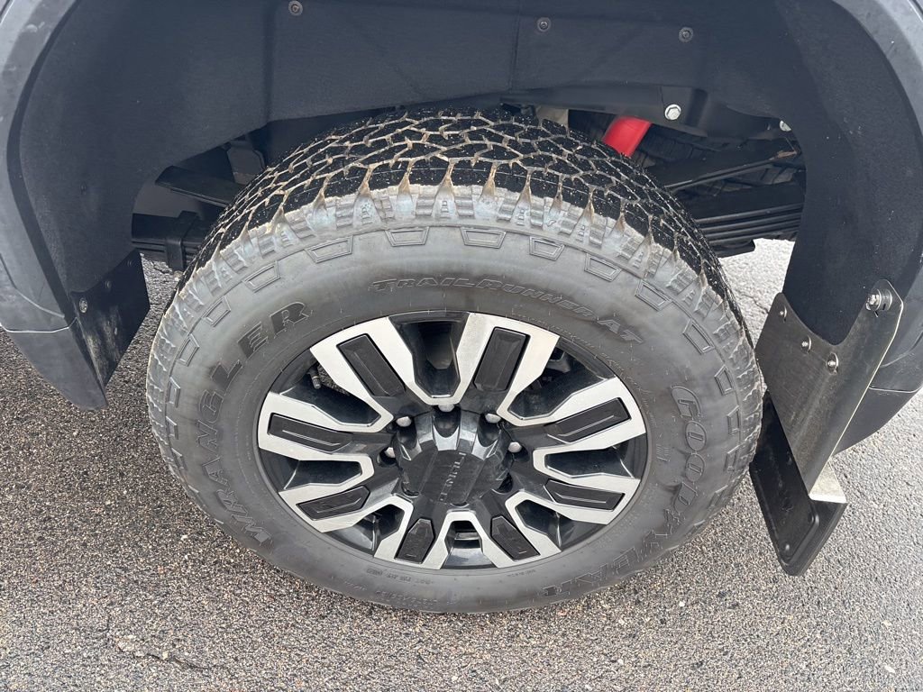 Used 2025 GMC Sierra 3500 Denali Ultimate AWD/4WD image 7