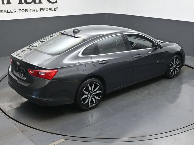 Used 2017 Chevrolet Malibu LT FWD image 39