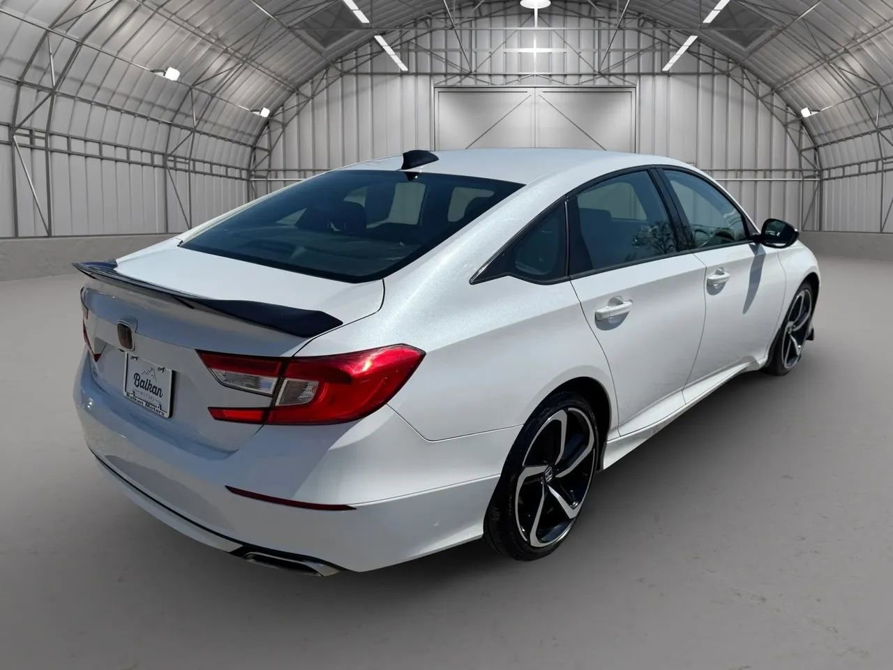 Used 2022 Honda Accord Sport image 4