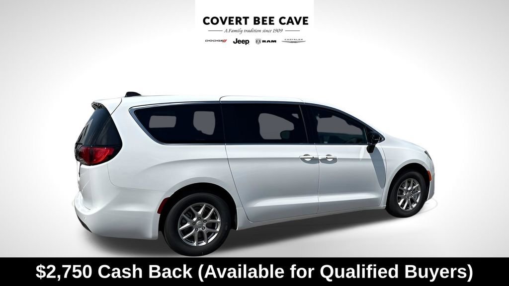New 2026 Chrysler Voyager LX image 17