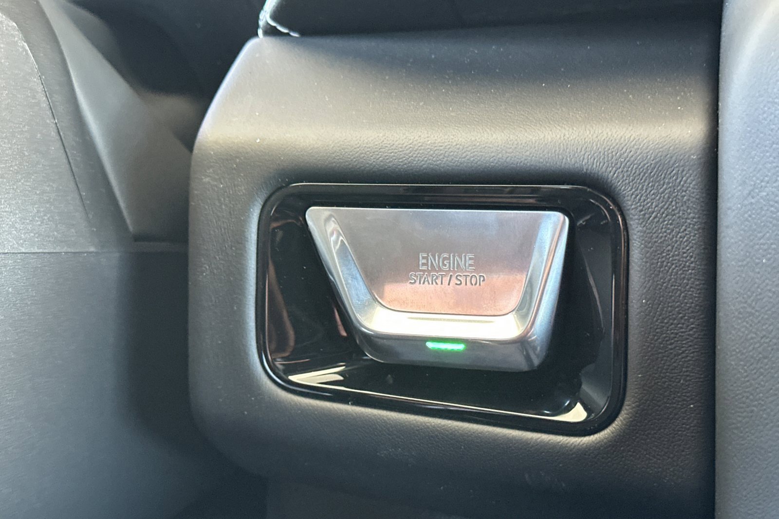 New 2025 GMC Yukon AT4 Ultimate w/ LPO, Floor Liner Package image 22