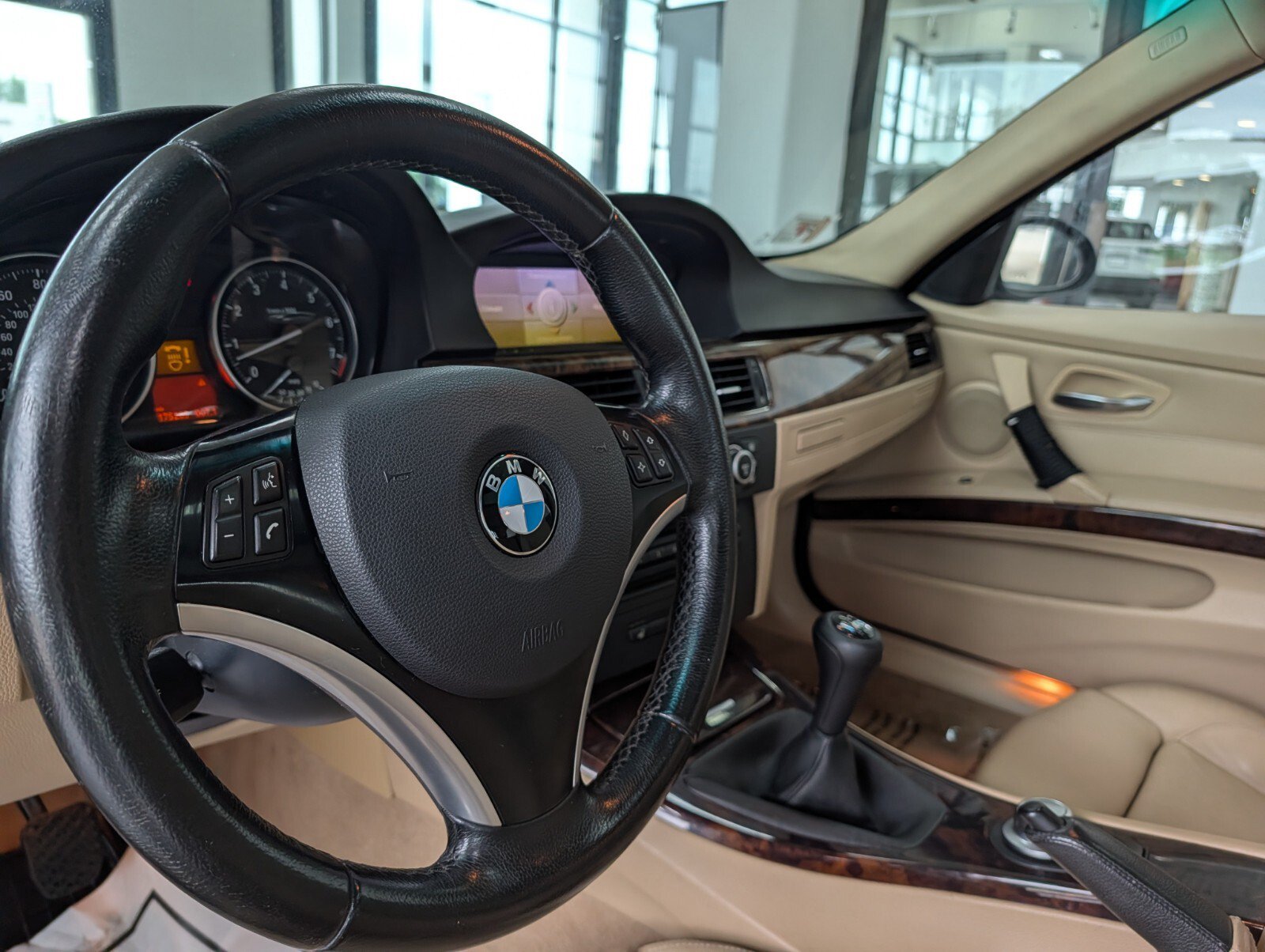 Used 2008 BMW 328xi Wagon AWD/4WD image 17