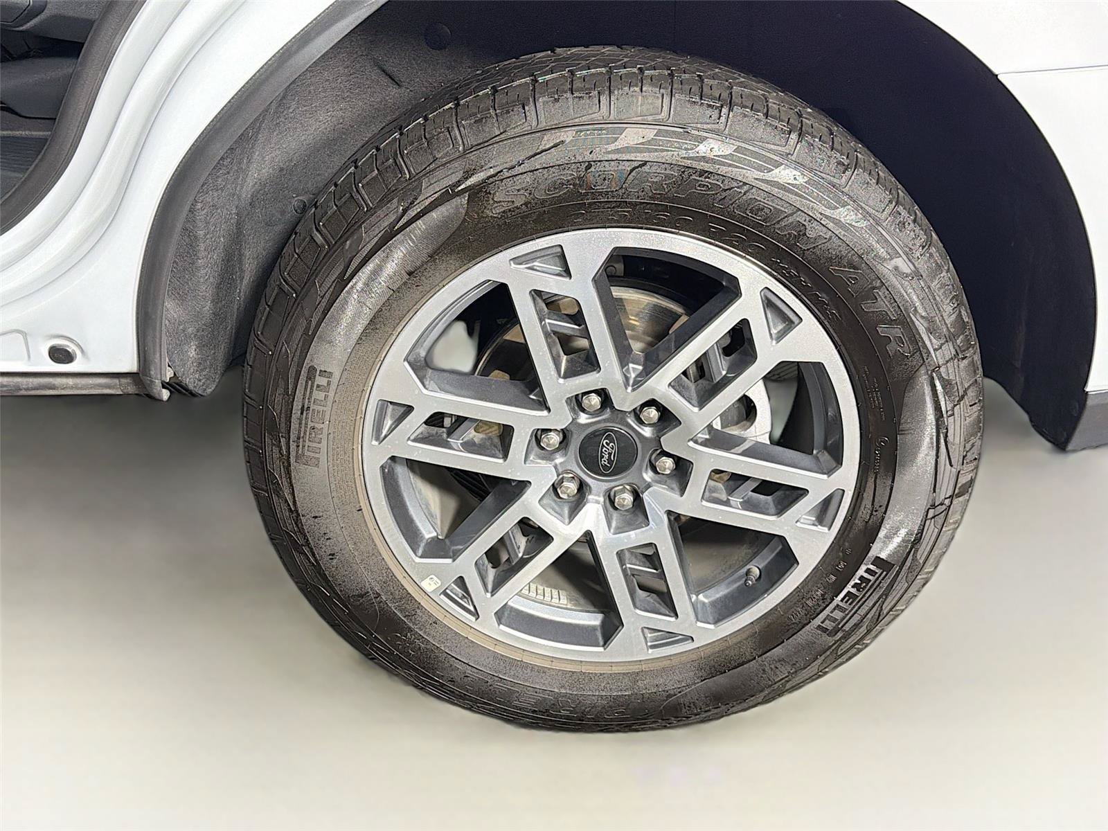 Used 2025 Ford Expedition Active AWD/4WD image 36
