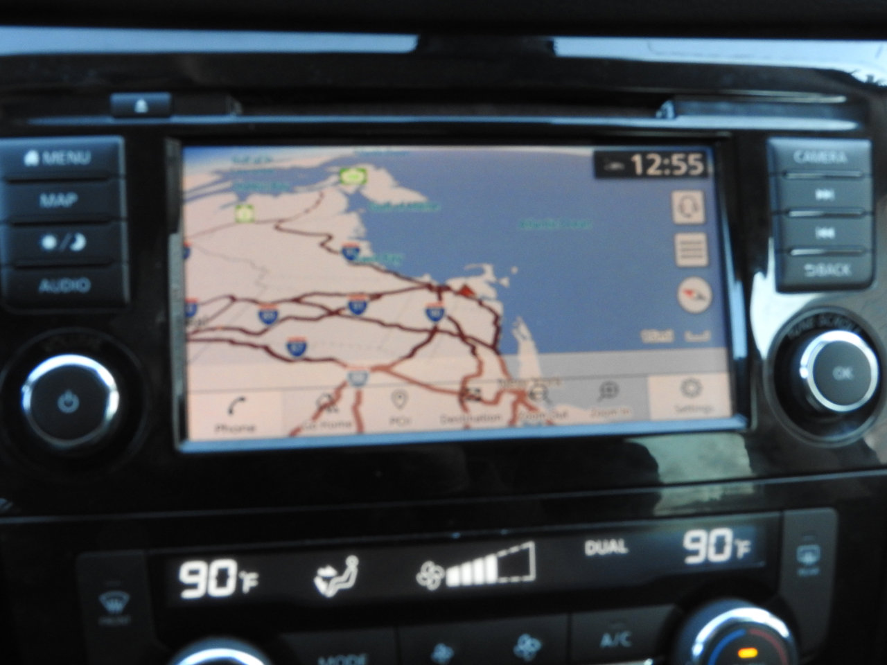 Used 2018 Nissan Rogue SL w/ Premium Package image 17