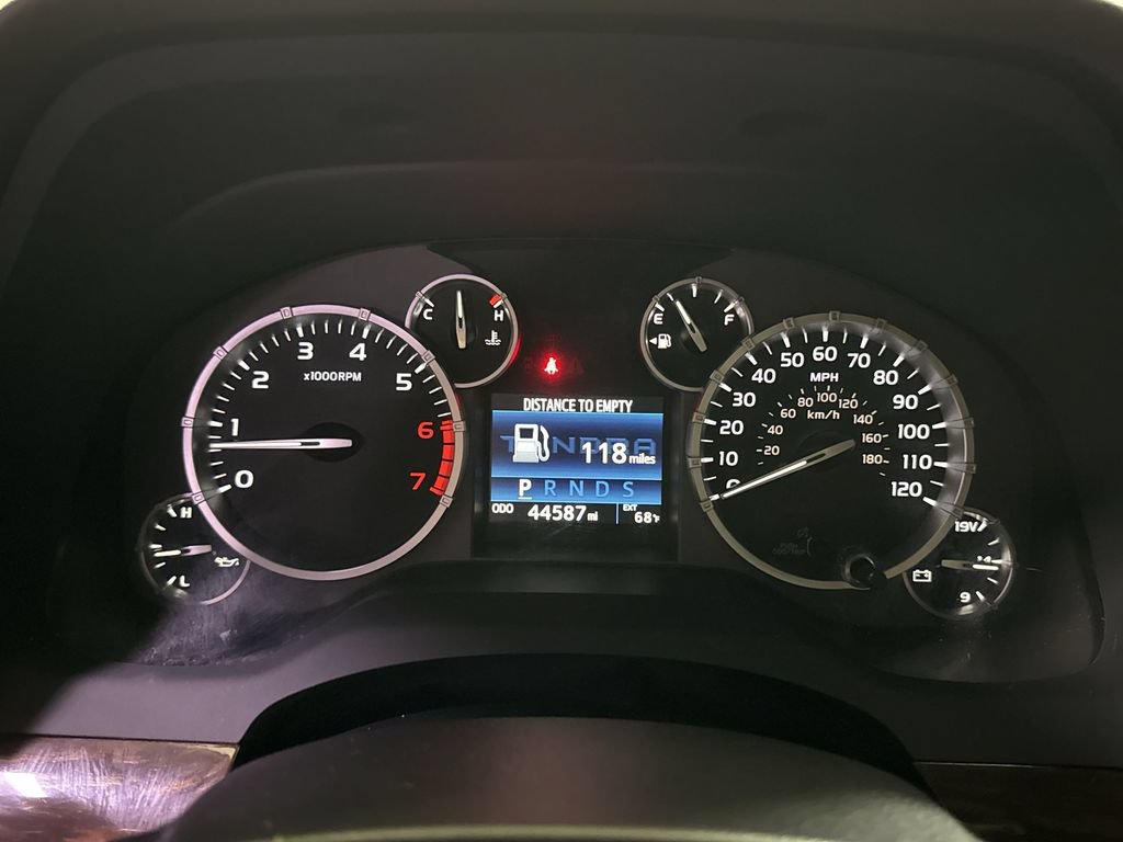 Used 2017 Toyota Tundra Limited w/ Limited Premium Package AWD/4WD image 12