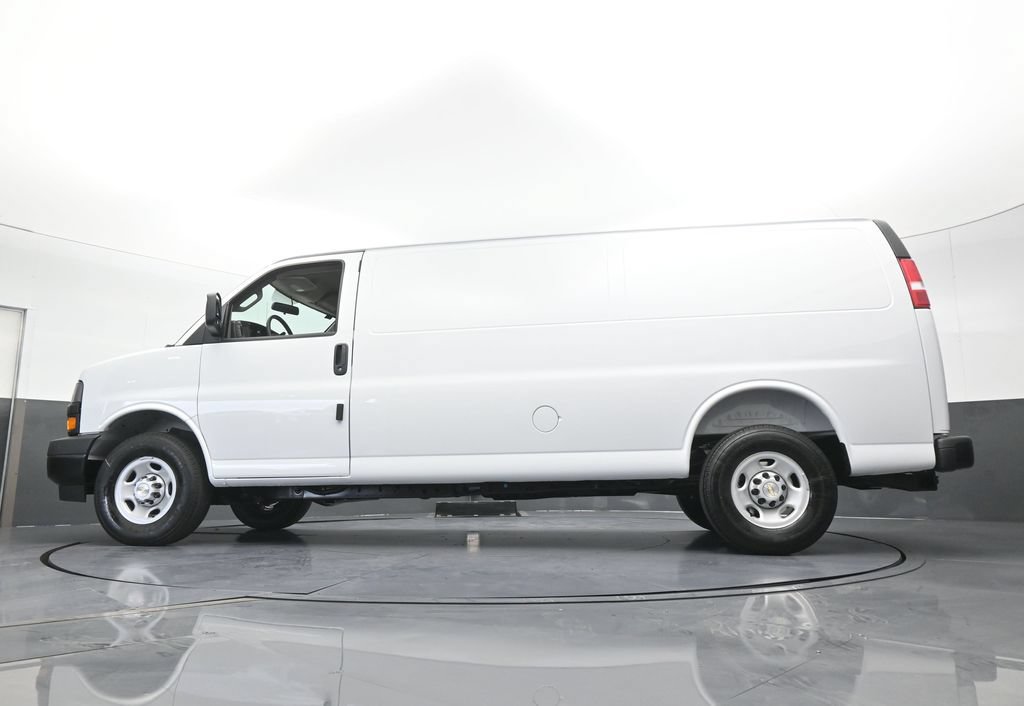 New 2026 Chevrolet Express 2500 Extended w/ Driver Convenience Package RWD image 55