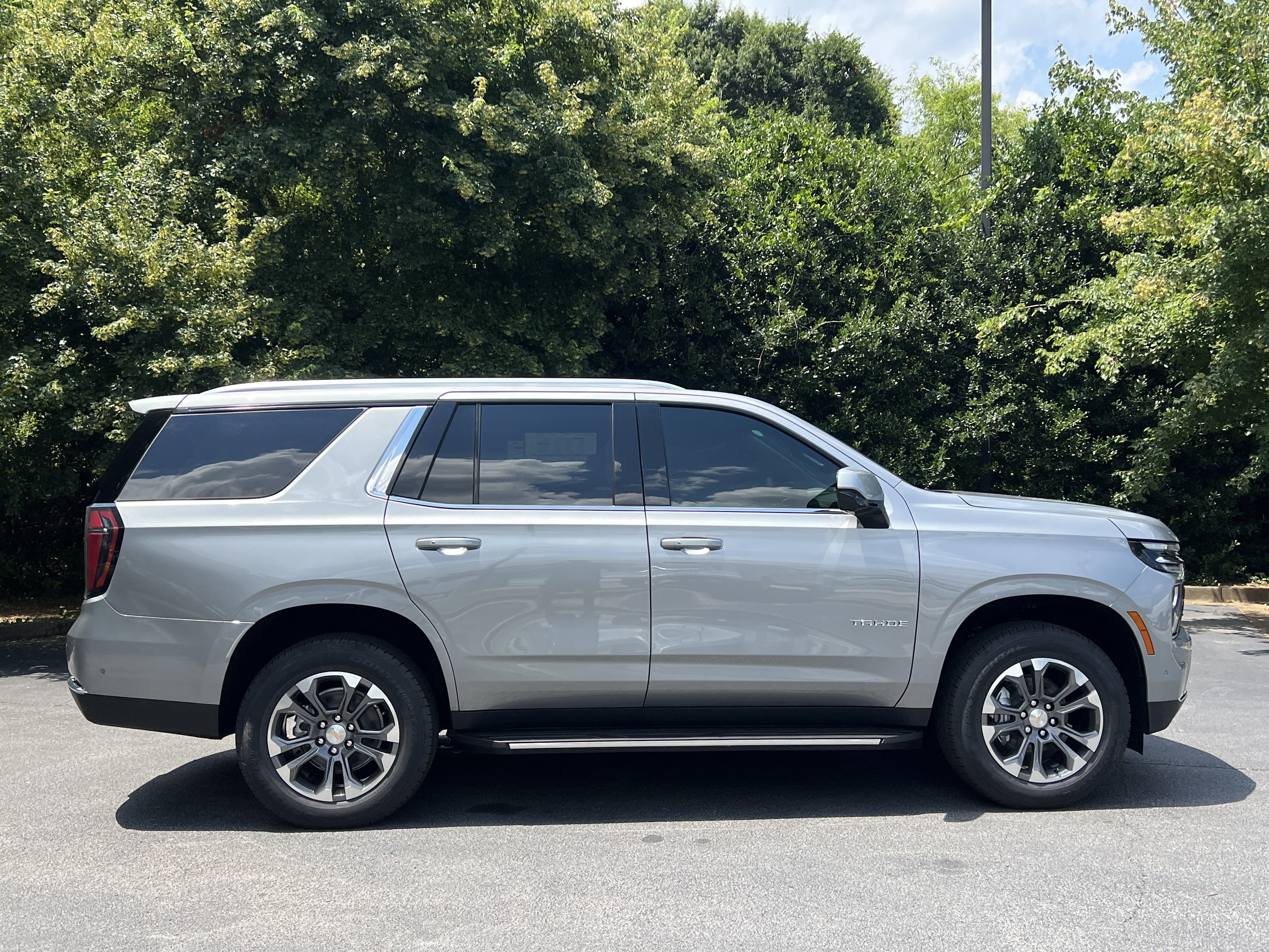 New 2026 Chevrolet Tahoe LS AWD/4WD image 10