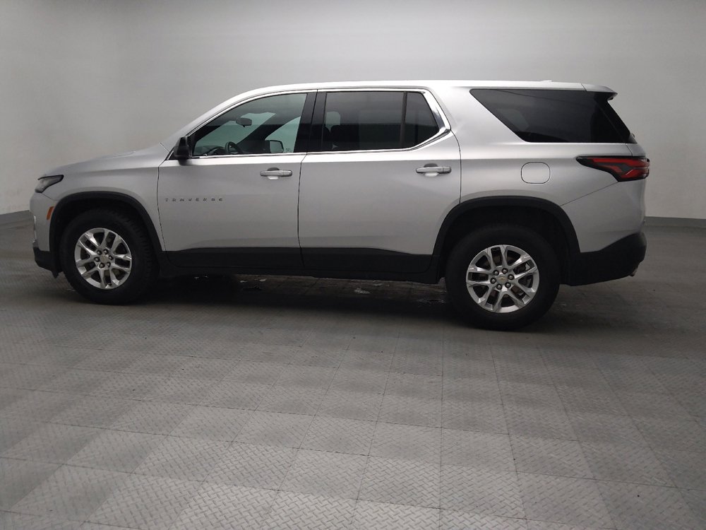 Used 2022 Chevrolet Traverse LS FWD image 3