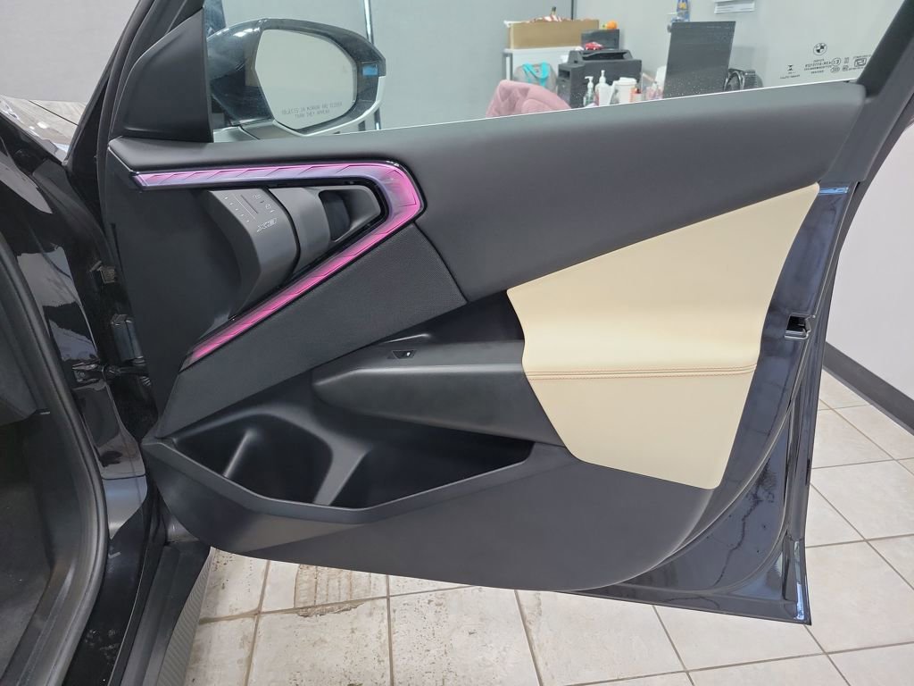 Used 2025 BMW X3 xDrive30i w/ Premium Package image 29