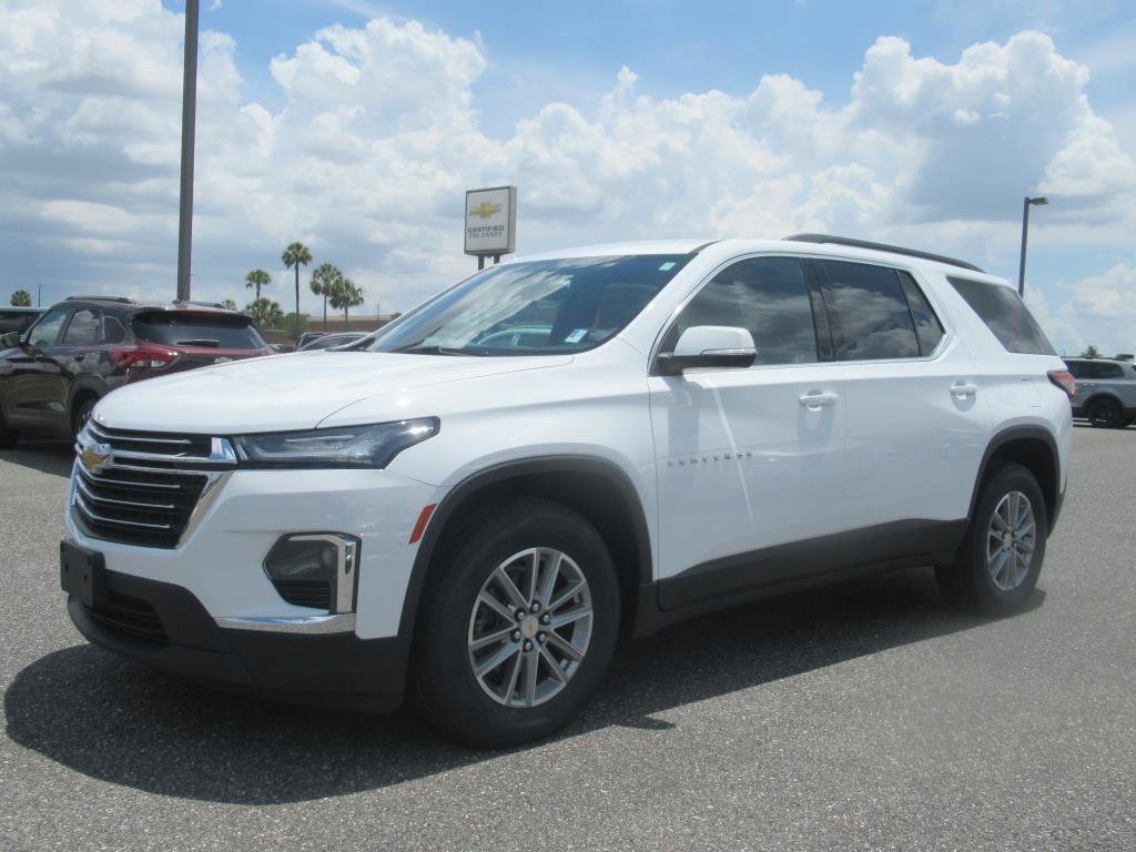 Certified 2023 Chevrolet Traverse LT image 3