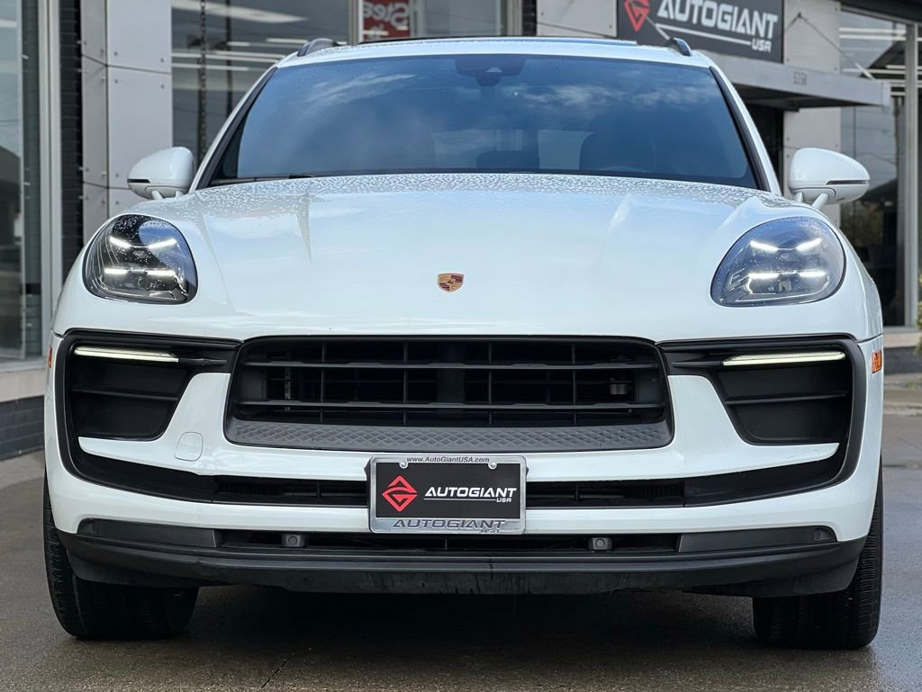 Used 2022 Porsche Macan image 12