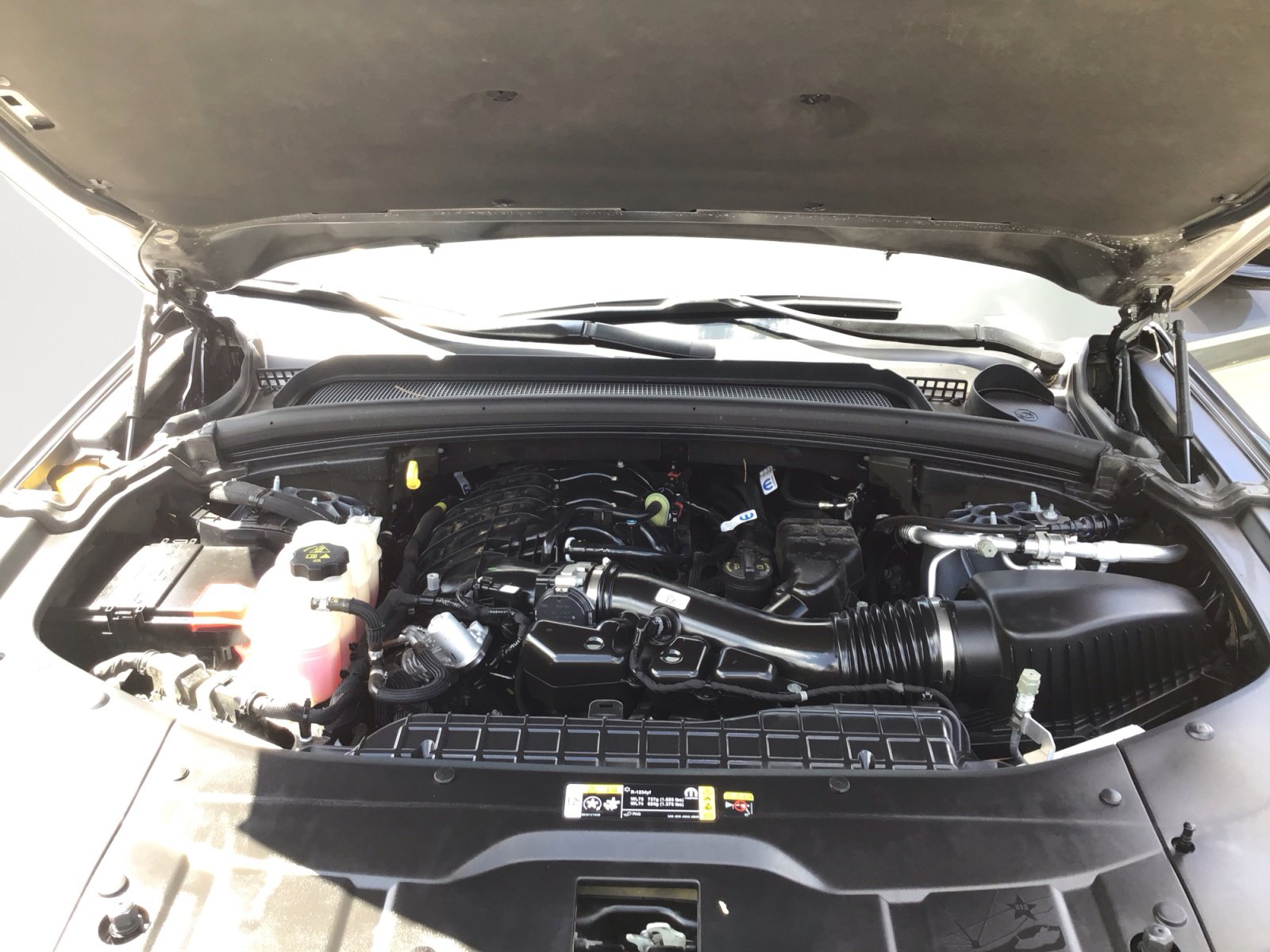 Used 2025 Jeep Grand Cherokee L Laredo RWD image 30
