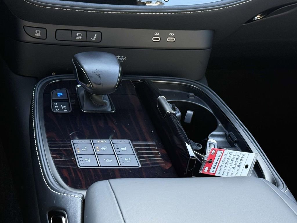 Used 2023 Lexus LS 500 Luxury w/ Luxury Package image 20