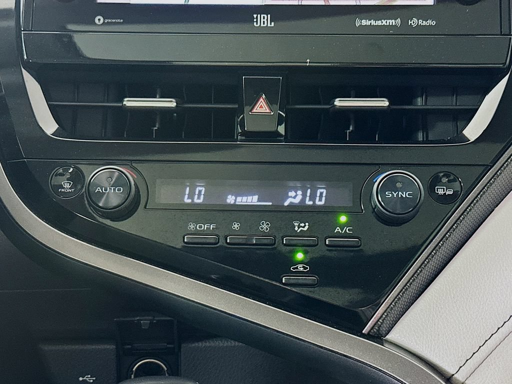Used 2022 Toyota Camry XSE w/ Navigation Package FWD image 14