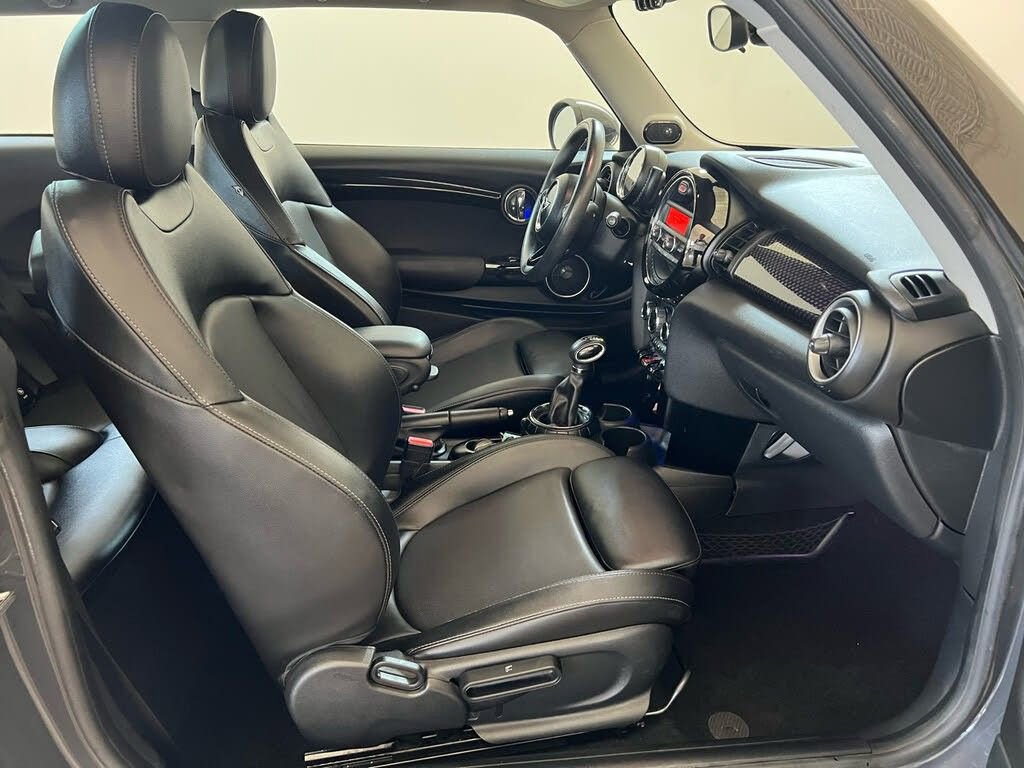 Used 2015 MINI Cooper S image 12