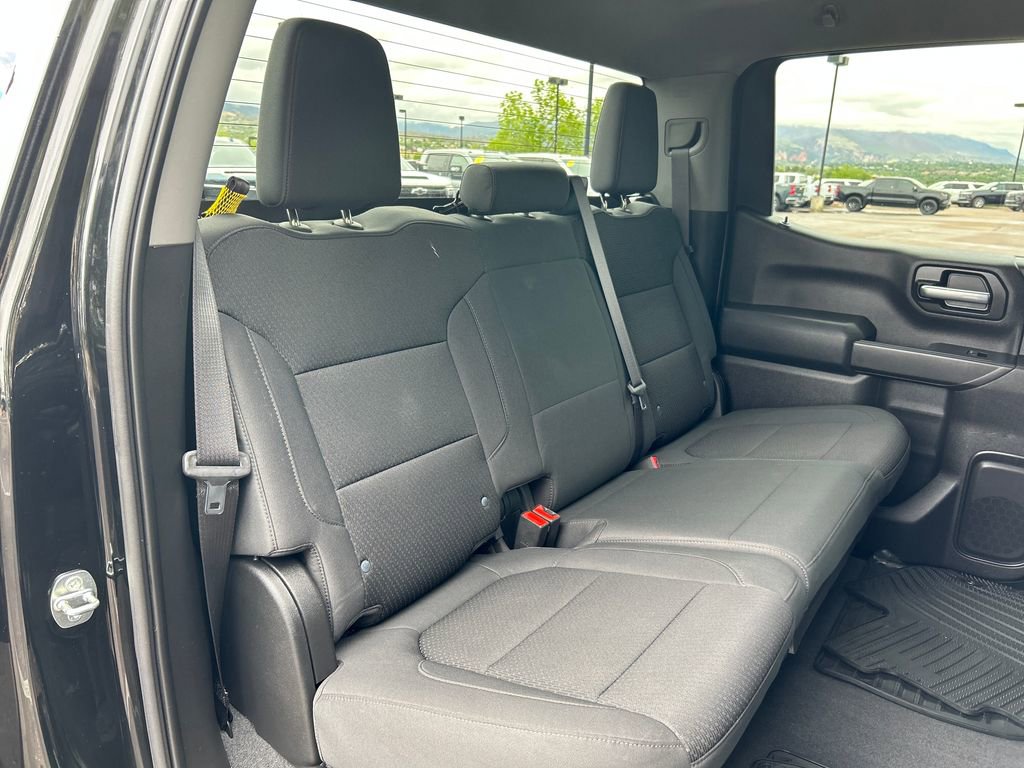 Used 2020 Chevrolet Silverado 1500 Custom w/ Custom Value Package AWD/4WD image 19