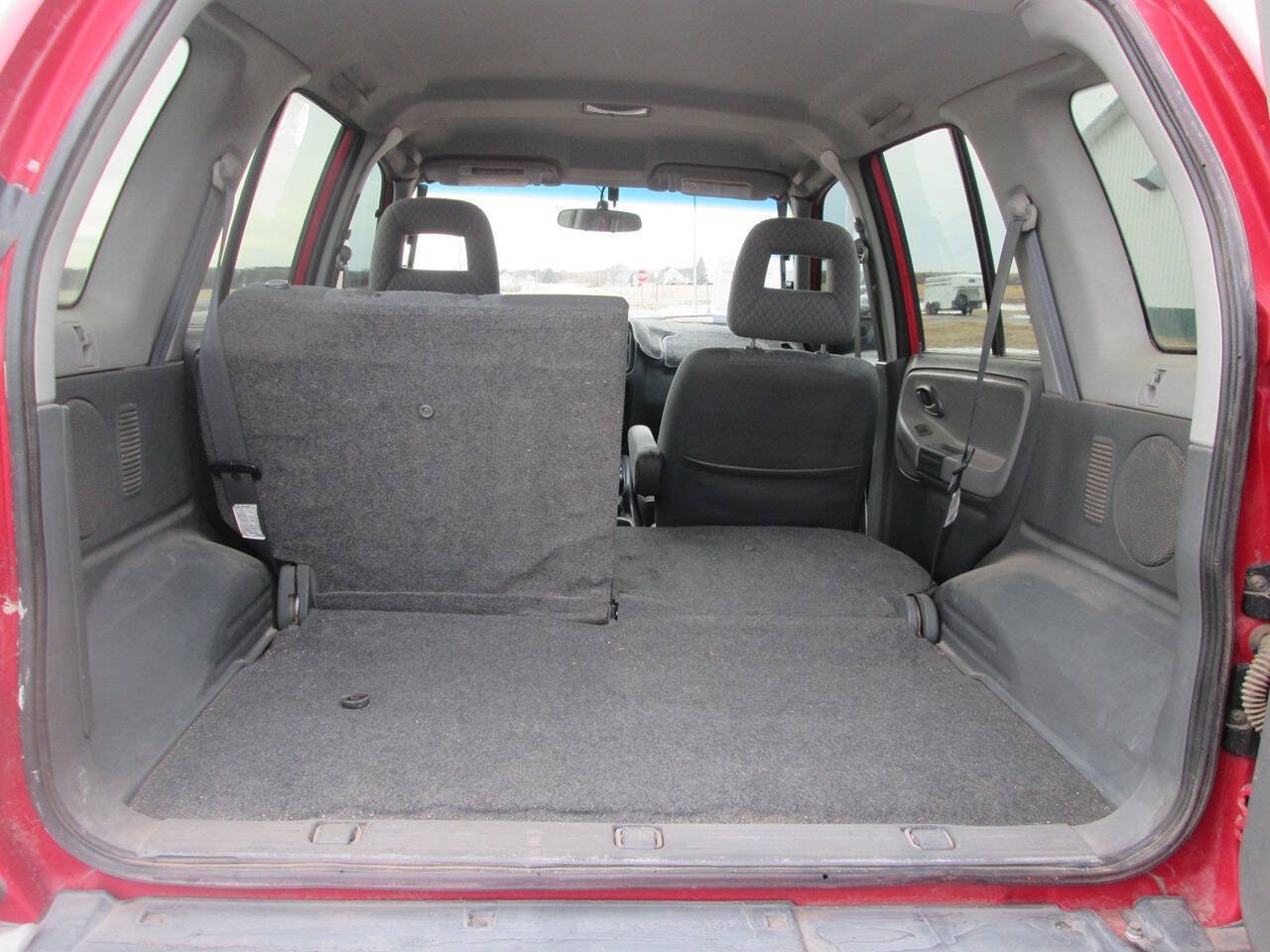 Used 2003 Chevrolet Tracker 4WD w/ Preferred Equipment Group image 10