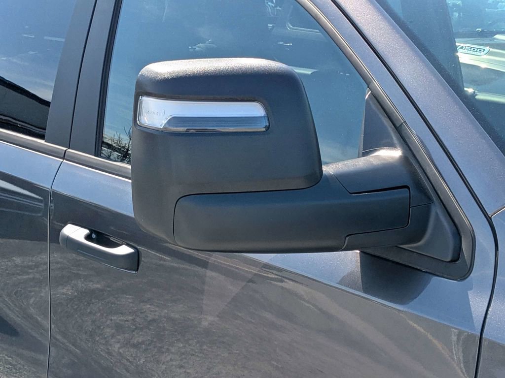 New 2026 RAM 1500 Express AWD/4WD image 11