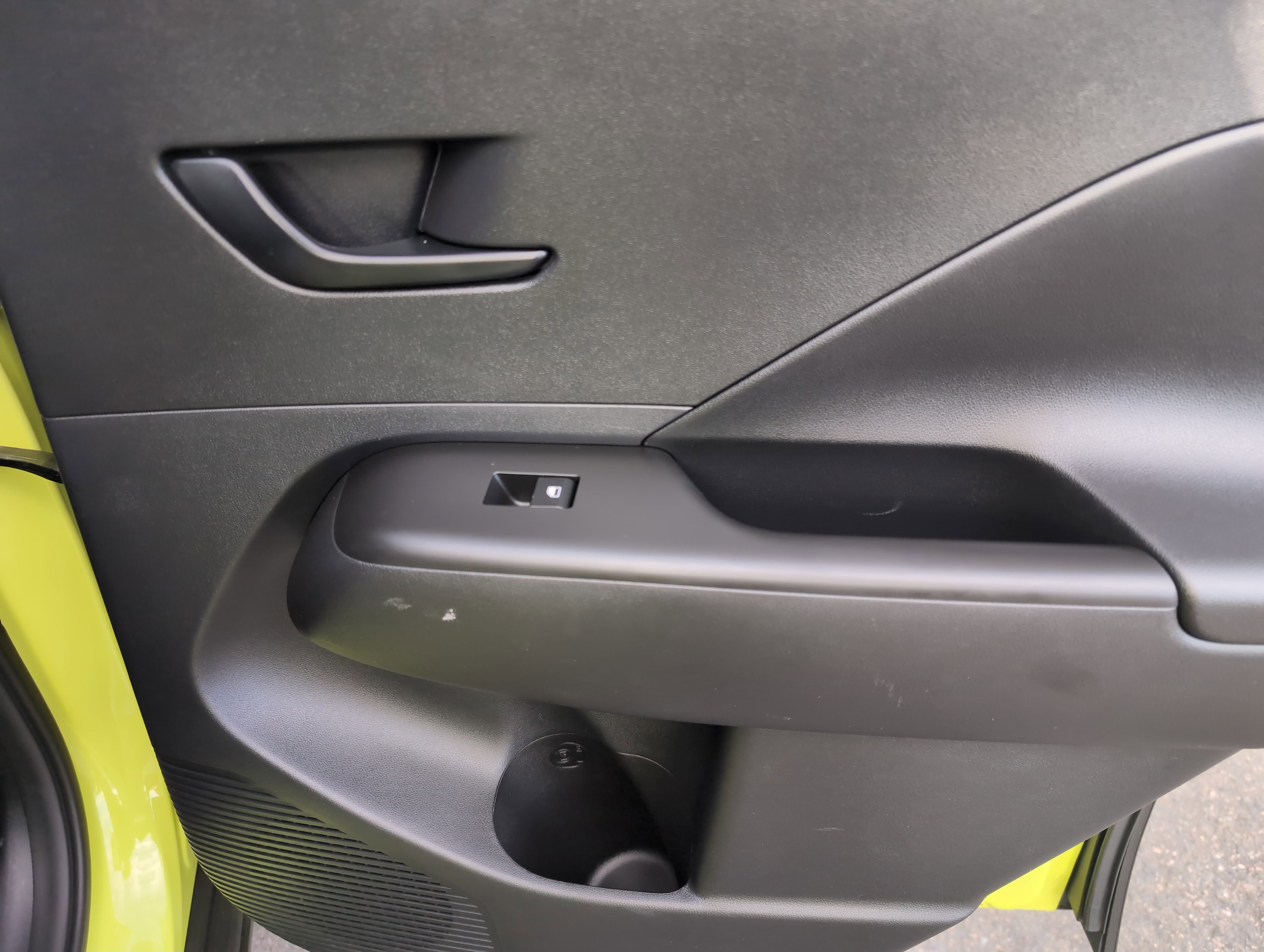 Used 2025 Hyundai Kona SEL image 24