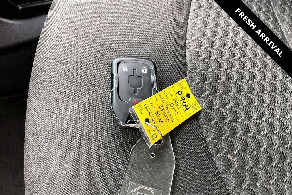 Used 2021 GMC Terrain SLE FWD image 33