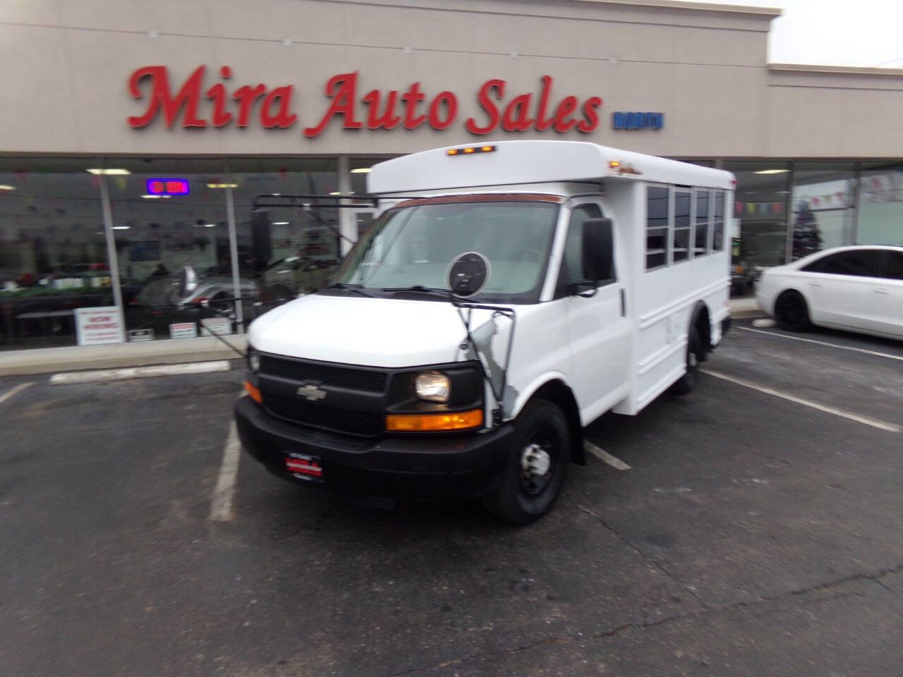 Used 2007 Chevrolet Express 3500 w/ School Bus Package