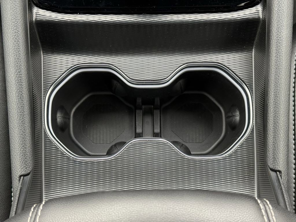 Used 2024 Jeep Grand Cherokee Limited w/ Trailer Tow Package image 28