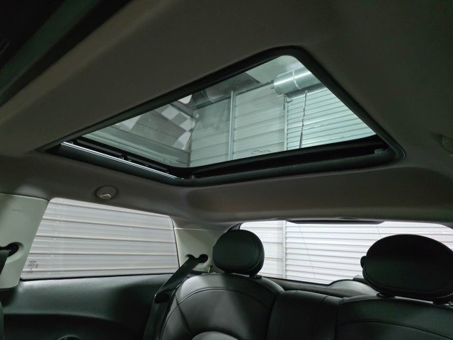 Used 2019 MINI Cooper S w/ Signature Upholstery Package FWD image 17